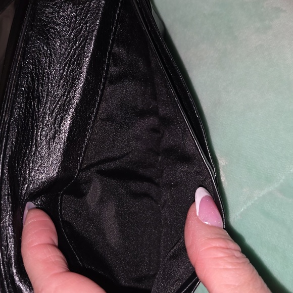 Coach wallet, large, 12 card slots +1 for id - Picture 9 of 9